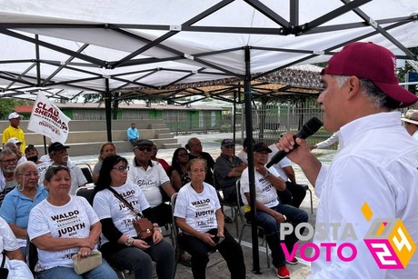 Víctor David Guerrero se compromete a renovar plazas en San Nicolás