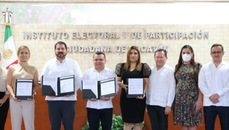 Firman IEPAC Y CIRT convenio para transmitir debate a la gubernatura de Yucatán
