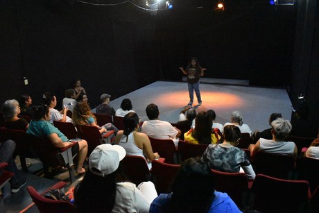 Capacitan a artistas y profesionales del teatro para crear contenido inclusivo