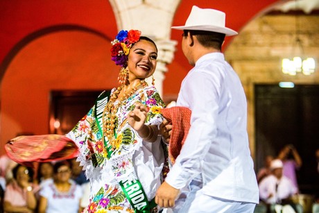 Vaquería y Hanal Pixán serán Patrimonio Cultural Intangible de Yucatán