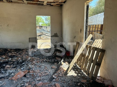 Familias de Escobedo piden apoyo tras perderlo todo en incendio