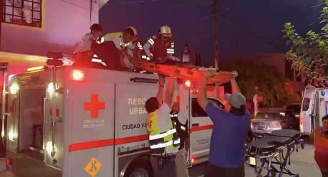 Menor sufre accidente al caer desde segundo piso en Ciudad Victoria