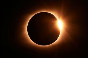 En promedio, se puede esperar que un eclipse solar sea visible en un lugar específico de la Tierra aproximadamente cada 18 años. Foto: AS.