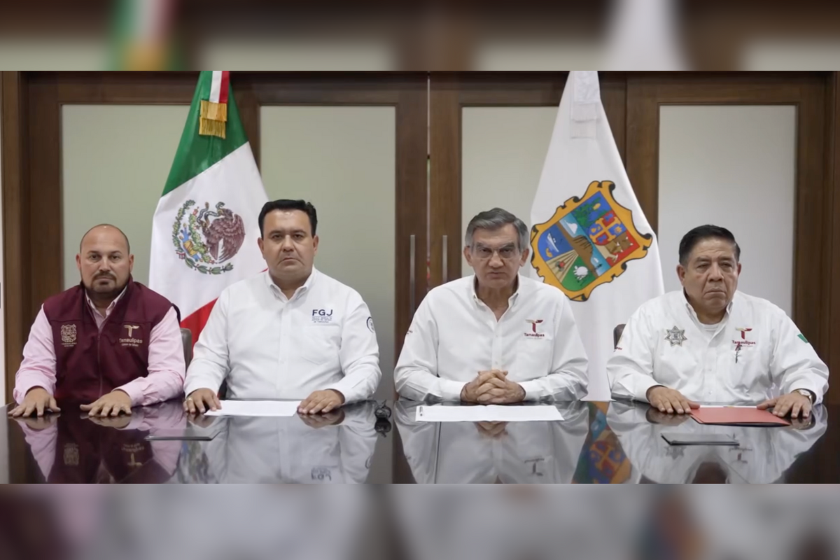 Gobernador de Tamaulipas y autoridades estatales de la Mesa de Seguridad. Foto: Agencia