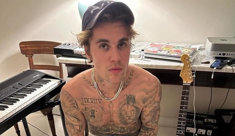 Justin Bieber publica fotos llorando y preocupa a sus fans