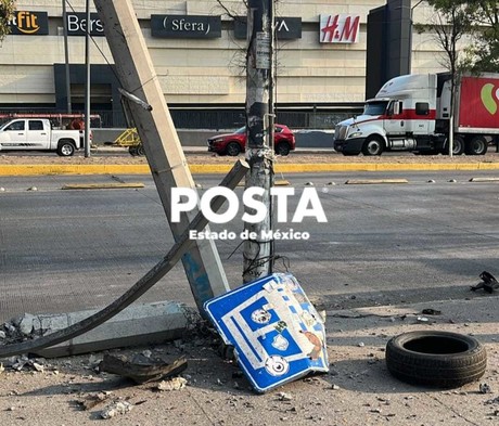 Fatal accidente en Coacalco: hombre muere al chocar contra poste