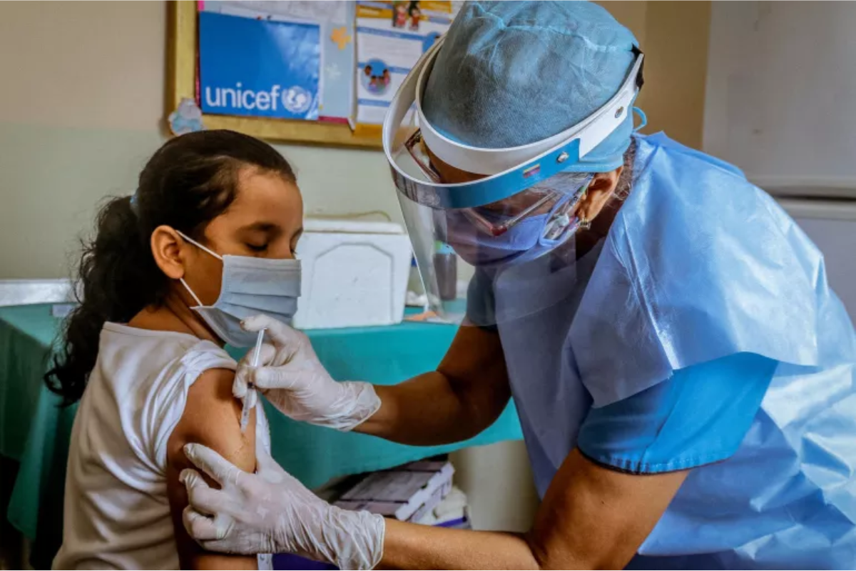Las campañas de vacunación contra padecimientos como el sarampión han sido reforzadas en la entidad. Foto: UNICEF