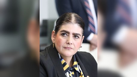 Ministra de Ecuador relacionada a la irrupción a embajada es nacida en Durango