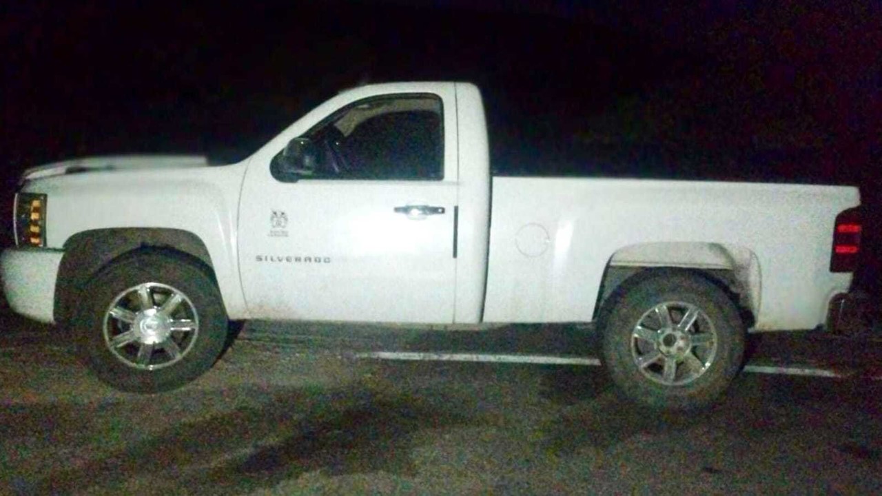 Esta es la camioneta recuperada por la Policía Estatal reportada como robada en Zacatecas. Foto: Cortesía.