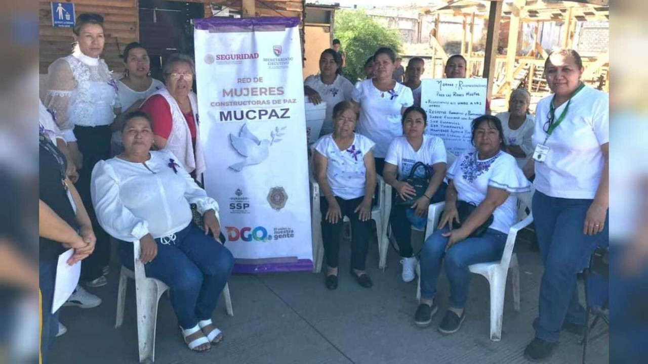 Mujeres Buscando la Paz es el nuevo equipo del vecindario Predio El Campanario. Foto: Facebook/ SSP Durango.