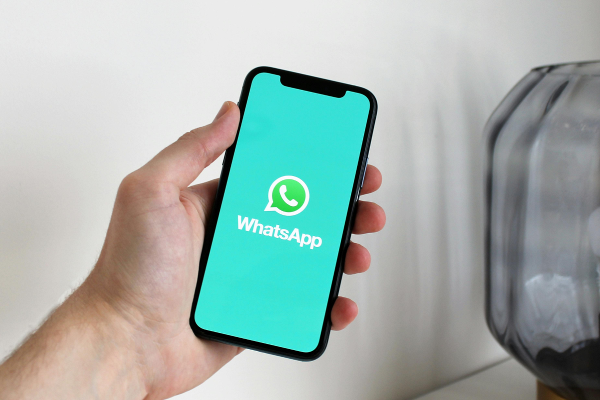 WhatsApp cuenta con nuevas funciones y apariencia. Foto: Anton / Pexels