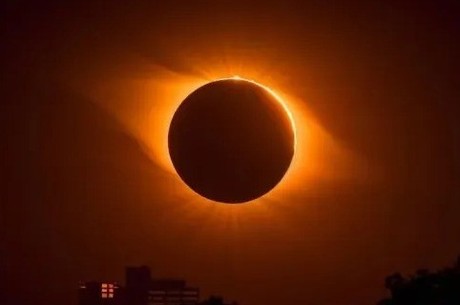 ¿Habrá clases en Nuevo León por eclipse solar? Esto se sabe