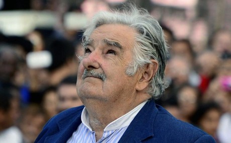 José Mujica confirma que tiene un tumor en el esófago