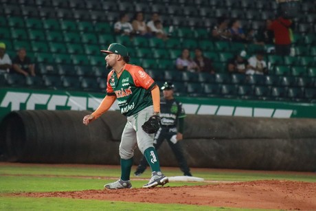 Leones de Yucatán se lleva el primero juego de la serie en el Edén