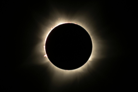Suspenden clases en BCS por eclipse solar, ¿cuáles son los otros estados?