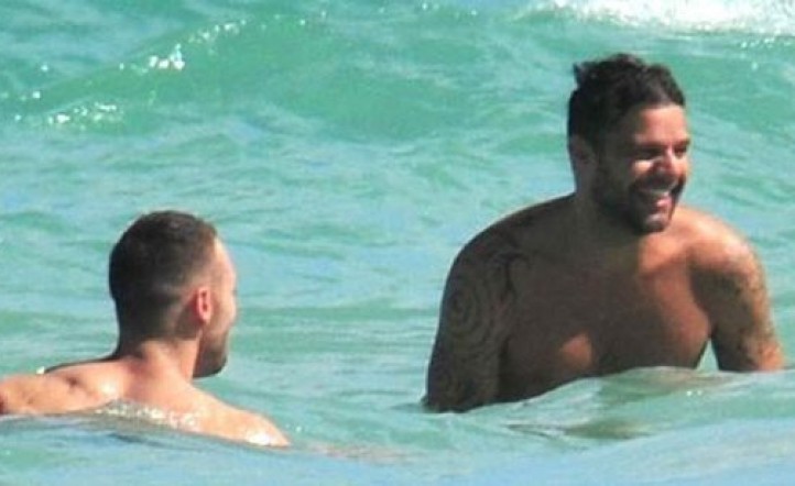 Ricky Martin y Carlos González se separaron en 2013 antes de que el cantante se casara con el artista plástico Jwan Yosef. Foto. Especial