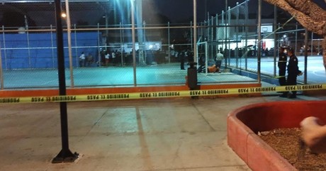 Muere por tocar la portería de un parque en Mérida
