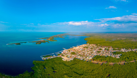 Descubre la Isla de los Itzaes: ¿Dónde está y cómo llegar?