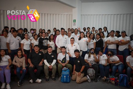 Vida Gómez Herrera propone becas para egresados en busca de empleo en Yucatán