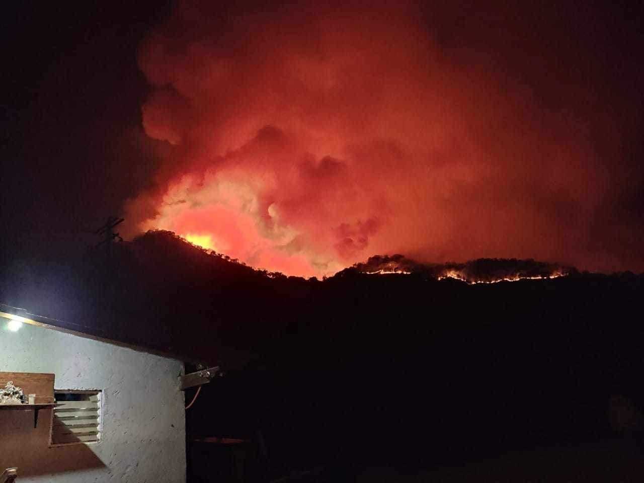 El Peñón en el municpio de Temascaltepec es la zona más afectada por el fuego. Foto: FB Monte Alto VB