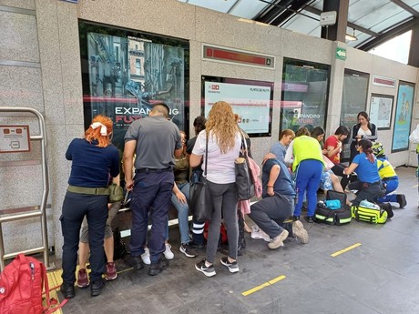 11 heridos en choque entre dos unidades del Metrobús de la Línea 1