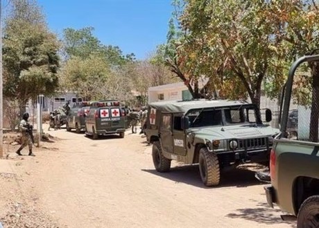 Explosión en Narcolaboratorio de Sinaloa, deja nueve militares heridos