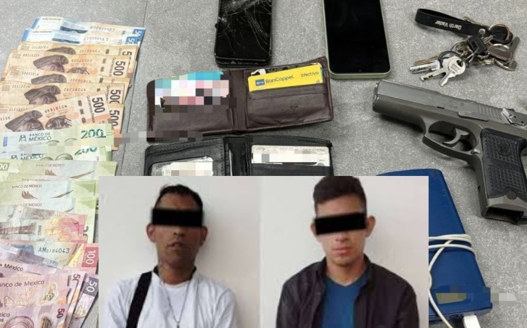 Alejandro Jair 'N' y Marco Antonio 'N' detenidos con un arma, dinero en efectivo y dosis de droga. Foto: Policía de Guadalupe.