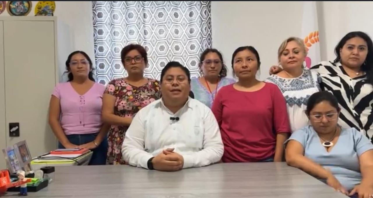 Afiliados al Sindicato Único de Trabajadores Profesionistas, Administrativos y Manuales del Poder Judicial de Yucatán irían a la huelga en protesta por el despido de dos colaboradoras.- Foto de Facebook