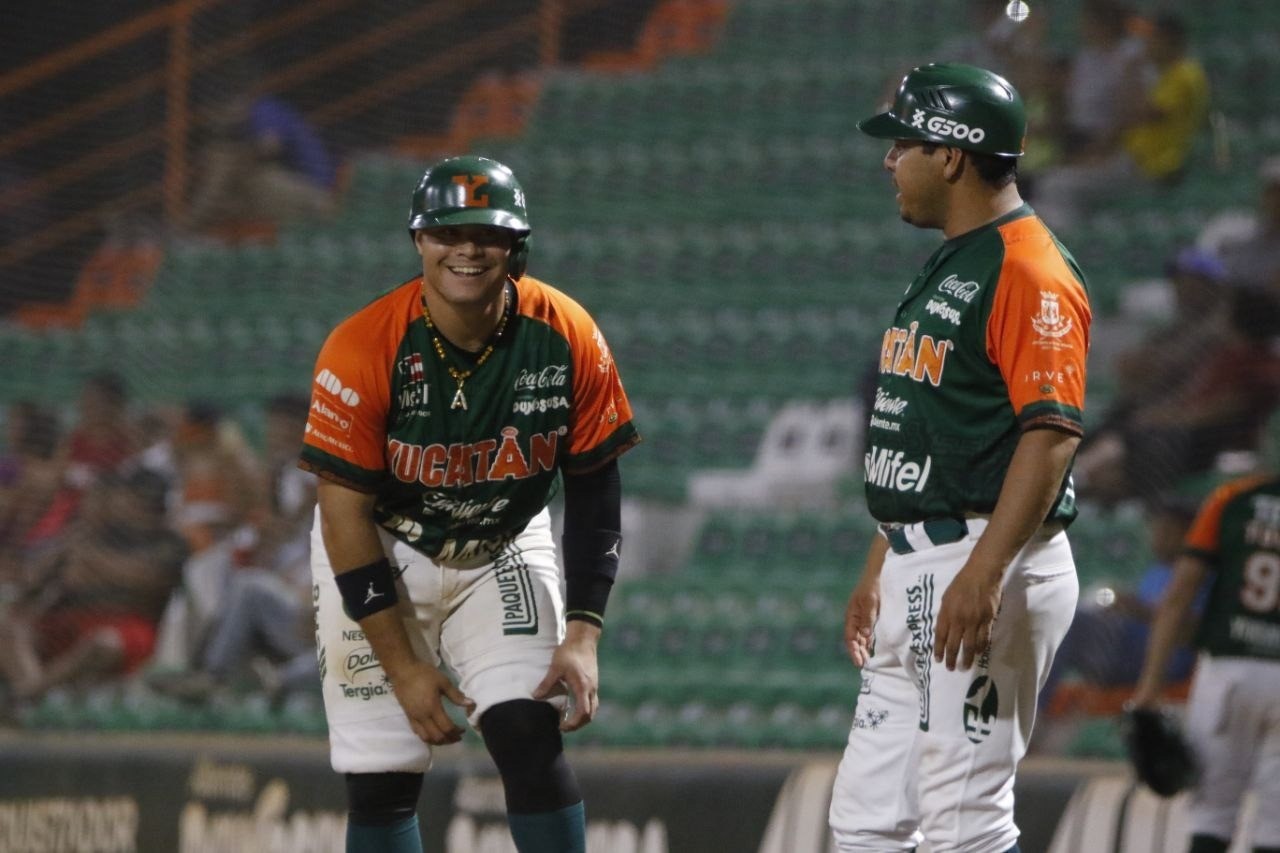Los Leones de Yucatan se llevaron la victoria por amplio margen de 11-1 ante los Piratas de Campeche.- Foto cortesía