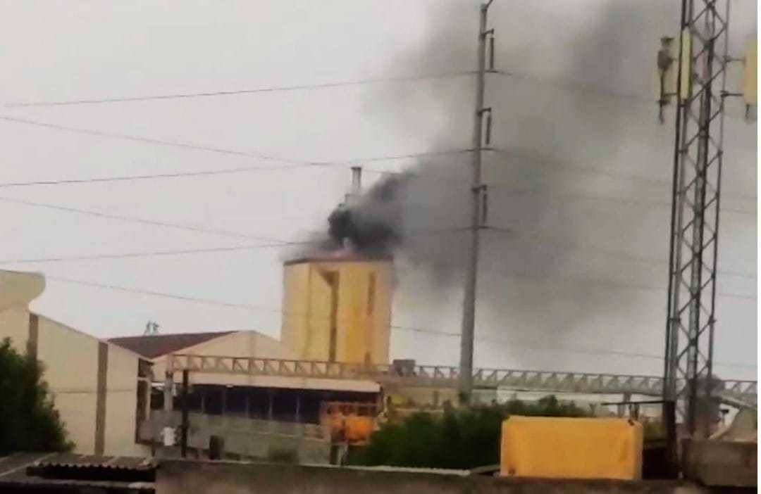 Se registra incendio en Ternium planta Churubusco. Foto. noticias pesquería