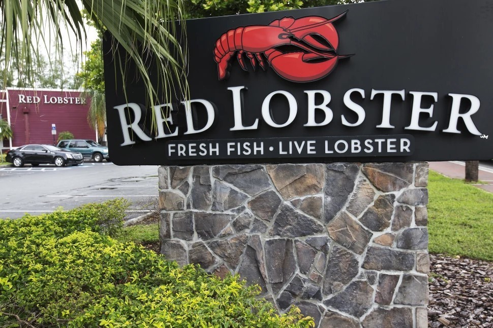 Red Lobster, cadena de restaurantes de mariscos, se declara en bancarrota. (AP Photo/Wilfredo Lee, File)