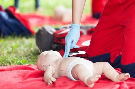 Invita Cruz Roja a curso de primeros auxilios pediátricos