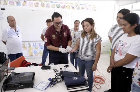 Protección Civil de Escobedo imparte Cursos de Primeros Auxilios en escuelas