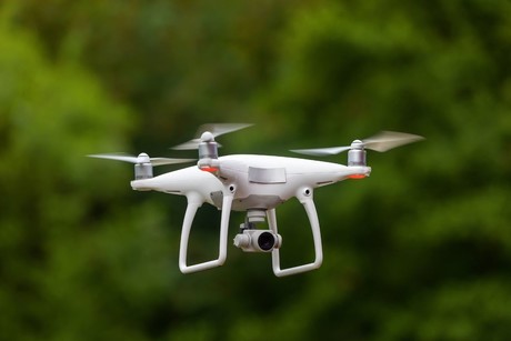 Nuevo castigo de hasta 40 años por uso indebido de drones en México