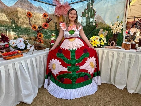 El origen de la Flor de Pitahaya: traje típico de Baja California Sur