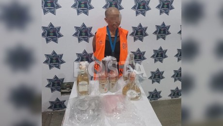 Vigilantes 'arruinan' fiesta: detienen a mujer por robo de licor