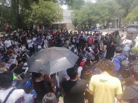 Habrá Mega marcha: Justicia para estudiante muerto afuera de CCH Naucalpan