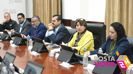 Encabeza Delfina Gómez tercera mesa política en Edomex