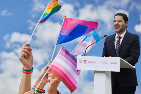 Batres destaca papel clave de la CDMX en lucha contra homofobia y discriminación