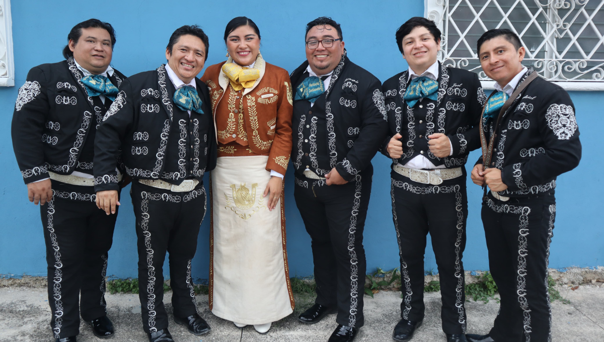 En el 10 de Mayo, los mariachis trabajan de la mañana a la noche Fotos: Alejandra Vargas
