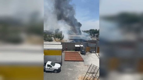 Se queman cajas de tráileres en Cuautitlán (VIDEO)