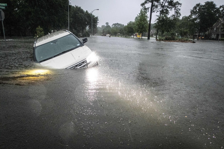 Emergencia en Houston: evacuación de residentes por fuertes lluvias