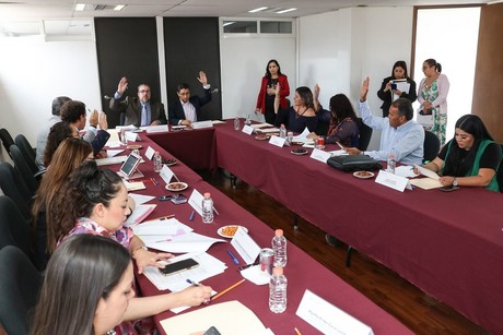 Presenta gobierno de Edomex plan de protección a periodistas y activistas