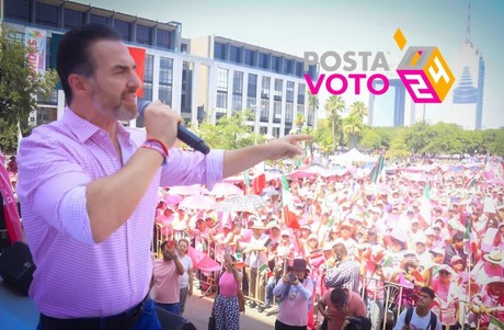 Adrián de la Garza llama a defender la democracia en México