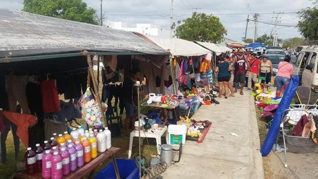 Tianguistas de San Roque piden seguridad tras descubrir otro poste electrificado