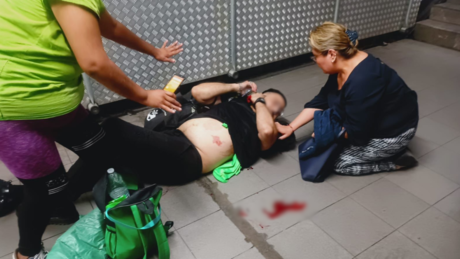 Hombre baleado ingresa a Metro Garibaldi a pedir ayuda