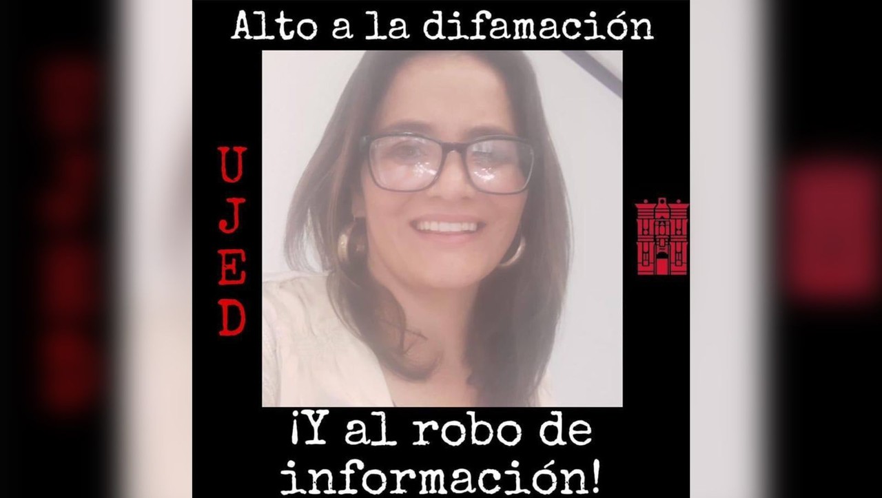 Maestra de la UJED denunciando el haber sido víctima de un hackeo en sus redes sociales que derivó en una amenaza de muerte. Foto: Facebook Lucy Vázquez Rodarte.