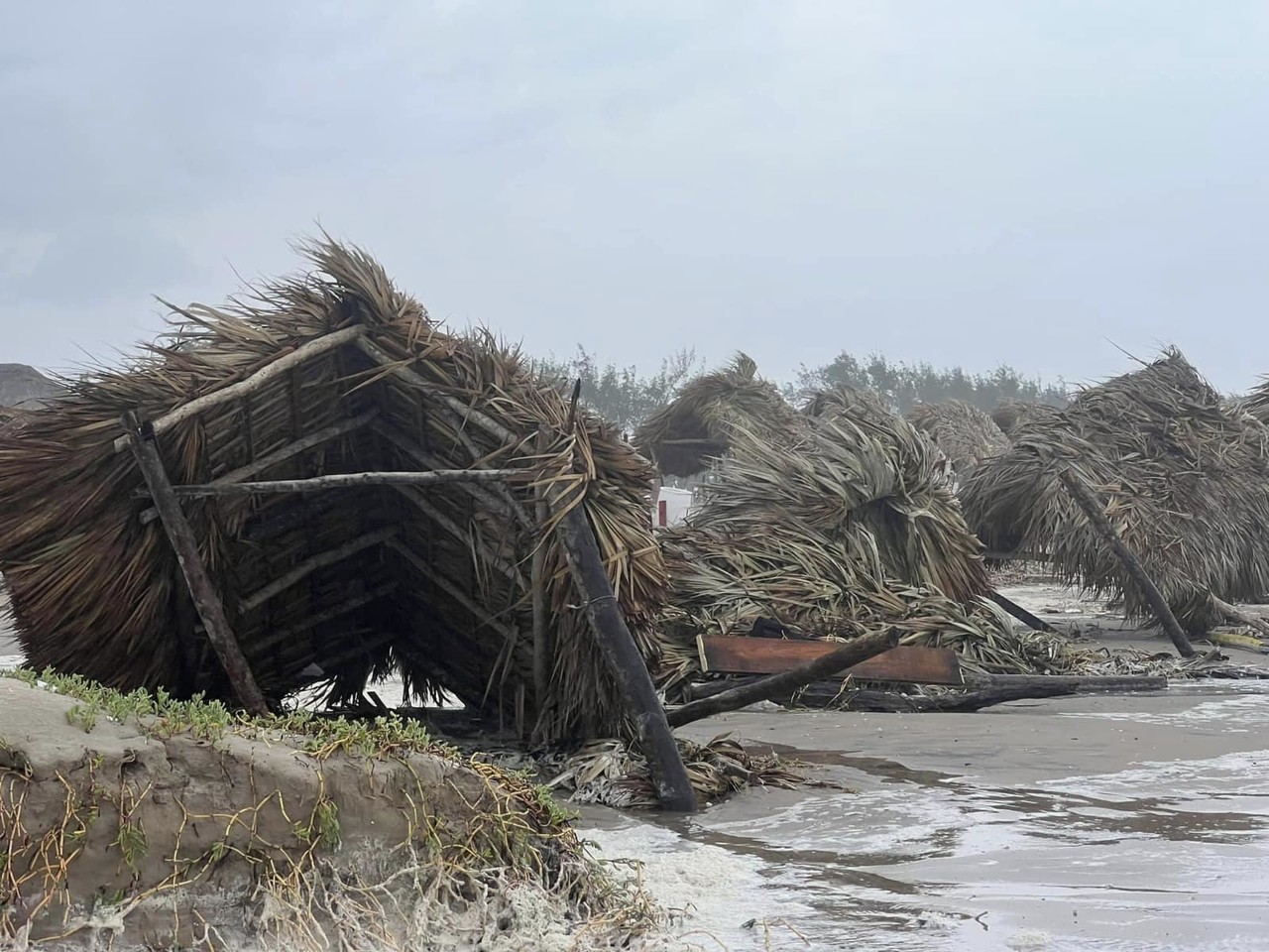 La Tormenta Alberto ha provocado olas de 3 y 4 metros, así como vientos sostenidos de 85 km/h. Foto: POSTA Tamaulipas