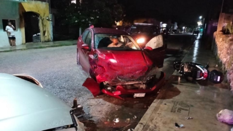 Conductor borracho provoca accidente en Motul y deja a un hombre lesionado