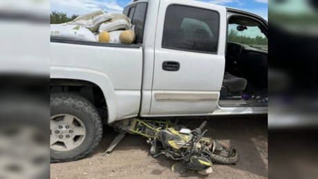 Muere en Mapimí al chocar en su motocicleta contra una camioneta